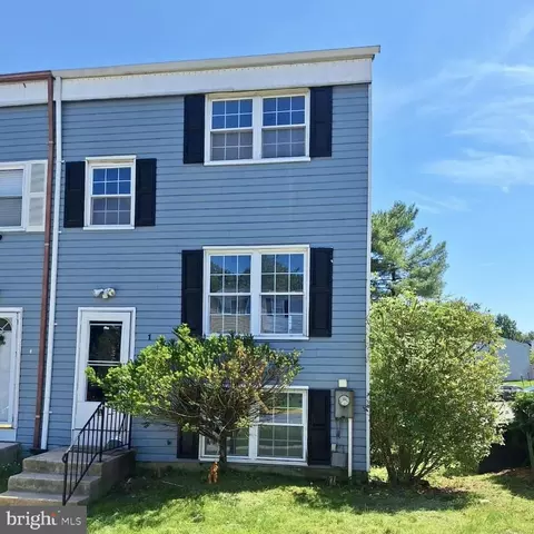 1 Bohn Ct, Rosedale, MD 21237