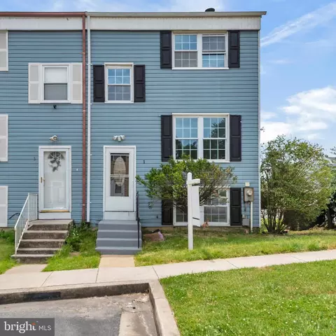 1 Bohn Ct, Rosedale, MD 21237