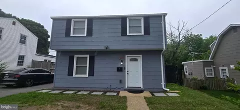 1230 Seven Oaks Rd, Halethorpe, MD 21227