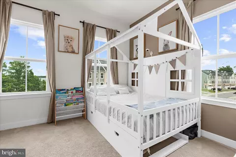 Bedroom - 3059 Shaws Rd, Edgemere, MD 21219 photo 1 of 7