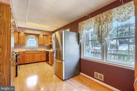 Kitchen - 2902 Delmar Ave, Sparrows Point, MD 21219 photo 1 of 4