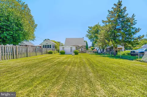 Exterior - 2902 Delmar Ave, Sparrows Point, MD 21219 photo 3 of 5