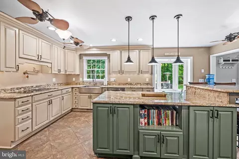 Kitchen - 2 Wetherbee Ct, Phoenix, MD 21131 photo 3 of 11