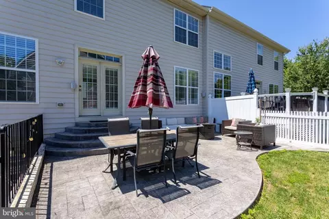 Exterior - 9113 Back Drop Dr, Perry Hall, MD 21128 photo 3 of 4