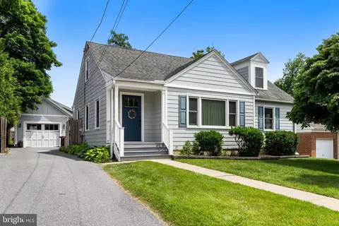 2107 Oak Lodge Rd, Catonsville, MD 21228