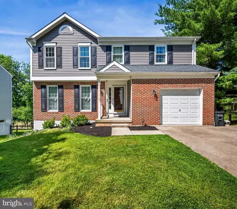 422 Doe Meadow Dr, Owings Mills, MD 21117