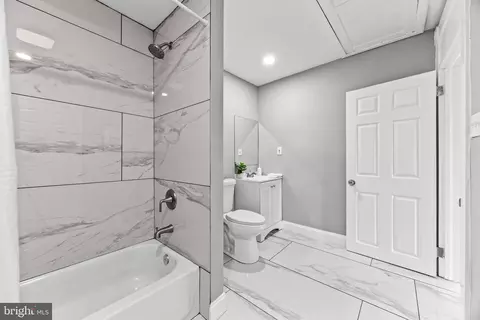 Bath - 1817 Winans Ave, Halethorpe, MD 21227 photo 1 of 3