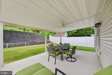 9526 Hallhurst Rd, Nottingham, MD 21236 photo 42