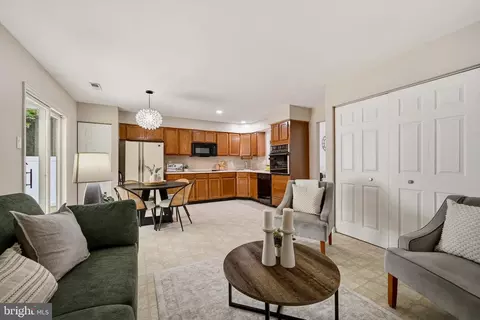 9526 Hallhurst Rd, Nottingham, MD 21236 photo 25