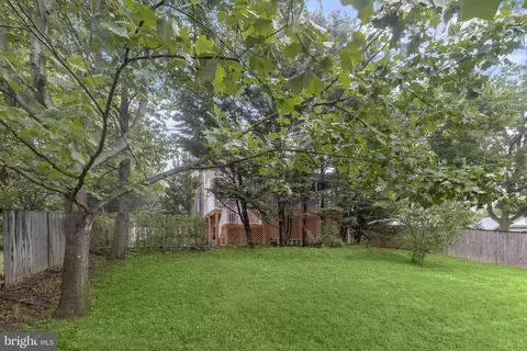 Exterior - 923 Arran Rd, Baltimore, MD 21239 photo 7 of 10