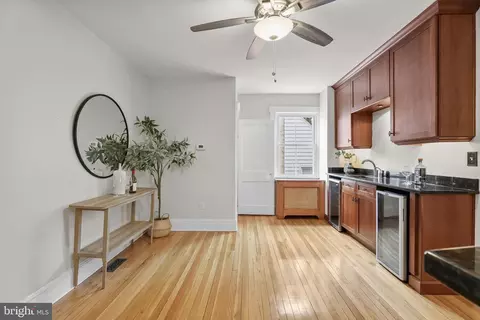 Entry Way - 923 Arran Rd, Baltimore, MD 21239 photo 5 of 12