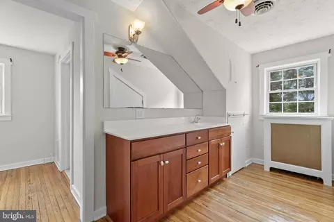 Entry Way - 923 Arran Rd, Baltimore, MD 21239 photo 12 of 12