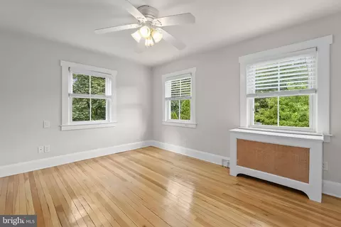 Bedroom - 923 Arran Rd, Baltimore, MD 21239 photo 4 of 9