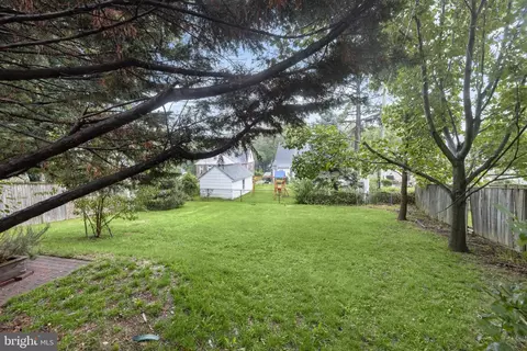 Exterior - 923 Arran Rd, Baltimore, MD 21239 photo 9 of 10