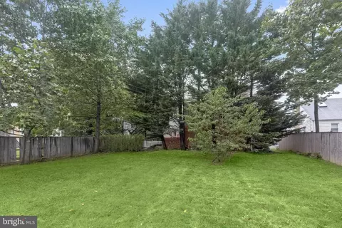 Exterior - 923 Arran Rd, Baltimore, MD 21239 photo 8 of 10