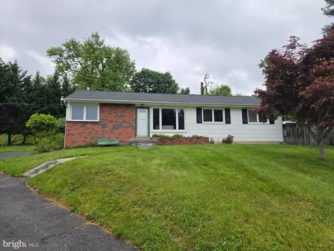 10 Harmon Rd, Owings Mills, MD 21117