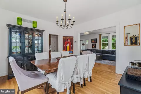 Dining - 516 Dunkirk Rd, Baltimore, MD 21212 photo 3 of 3