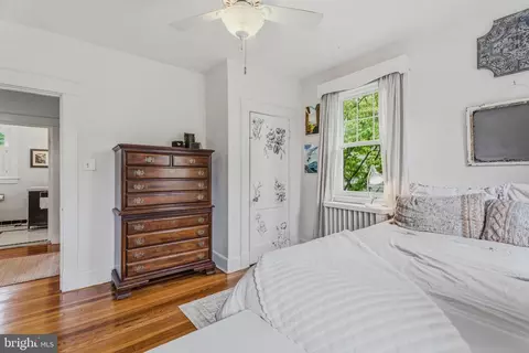 Bedroom - 516 Dunkirk Rd, Baltimore, MD 21212 photo 2 of 9