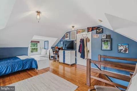 Bedroom - 516 Dunkirk Rd, Baltimore, MD 21212 photo 9 of 9