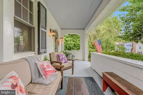 Exterior - 516 Dunkirk Rd, Baltimore, MD 21212 photo 5 of 15