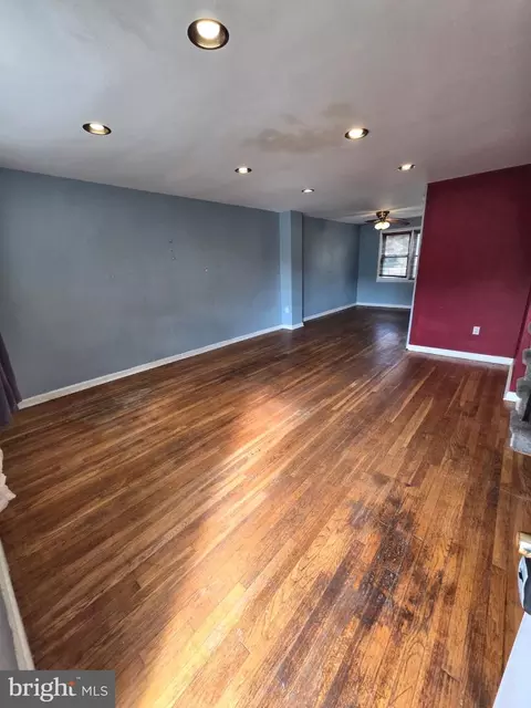 Living - 2212 Ellen Ave, Parkville, MD 21234 photo 2 of 2