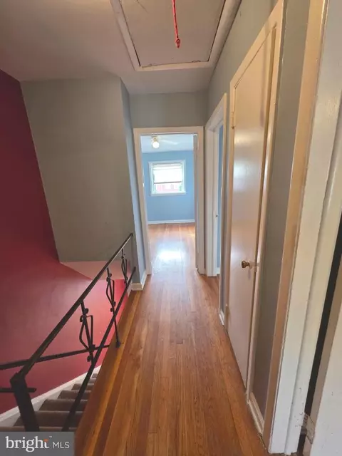 Entry Way - 2212 Ellen Ave, Parkville, MD 21234 photo 2 of 3