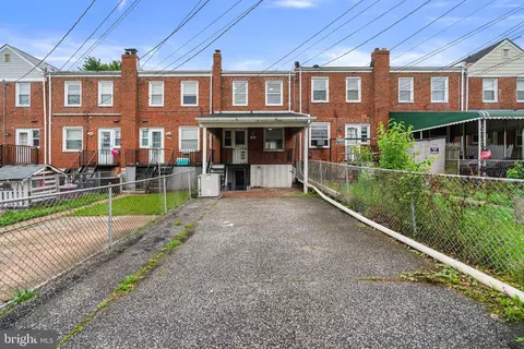 Exterior - 762 Fulbrook Rd, Dundalk, MD 21222 photo 3 of 4