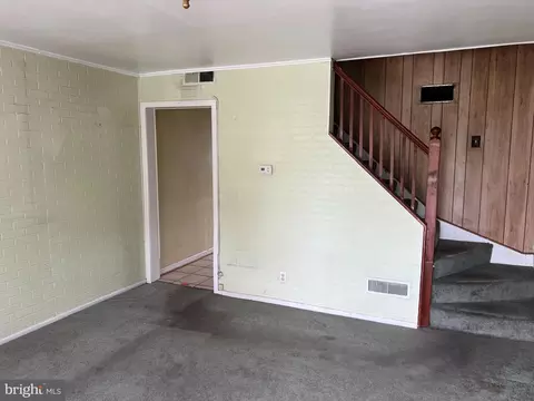 126 Sollers Point Rd, Dundalk, MD 21222 photo 2