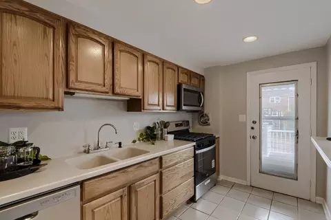 Kitchen - 938 Circle Dr, Halethorpe, MD 21227 photo 2 of 3