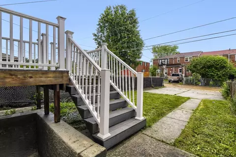 Exterior - 938 Circle Dr, Halethorpe, MD 21227 photo 3 of 4