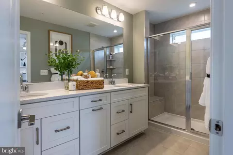 Entry Way - 1829 John Stricker Ave, Baltimore, MD 21222 photo 2 of 3