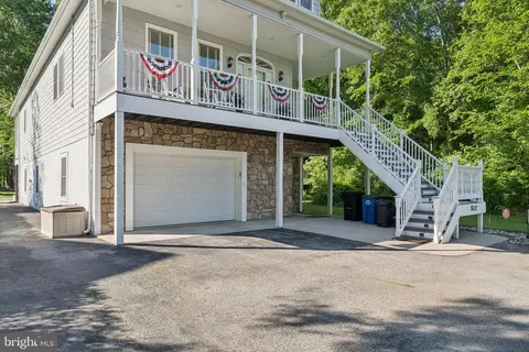 Exterior - 3632 Bay Dr, Middle River, MD 21220 photo 5 of 12