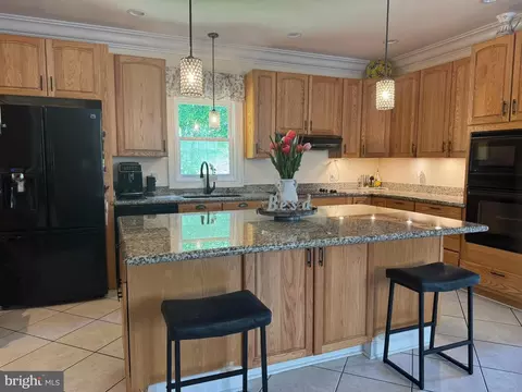 Kitchen - 3632 Bay Dr, Middle River, MD 21220 photo 2 of 2