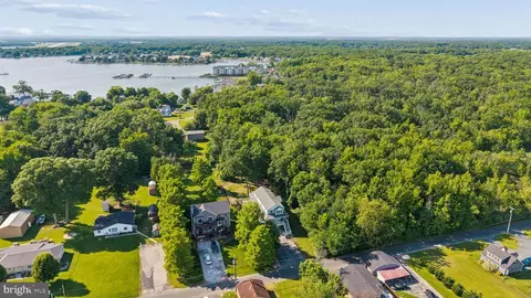 View/Area - 3632 Bay Dr, Middle River, MD 21220 photo 3 of 4