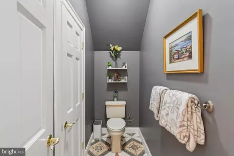 Entry Way - 3632 Bay Dr, Middle River, MD 21220 photo 6 of 6