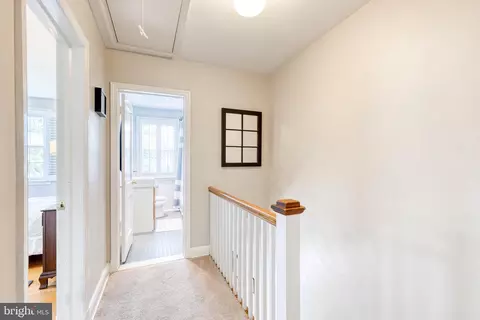 Entry Way - 162 Stanmore Rd, Baltimore, MD 21212 photo 1 of 3