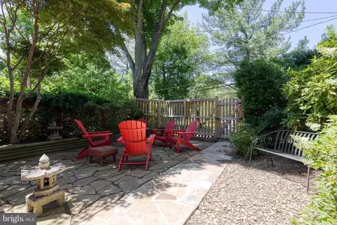 Exterior - 162 Stanmore Rd, Baltimore, MD 21212 photo 4 of 8