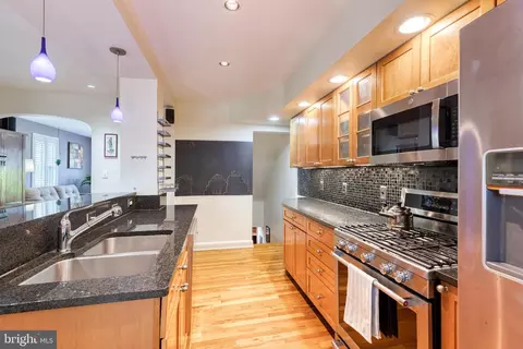 Kitchen - 162 Stanmore Rd, Baltimore, MD 21212 photo 4 of 5