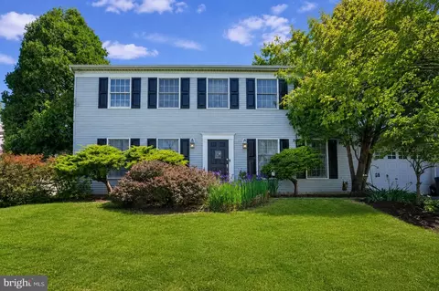 509 Central Ave Ct, Reisterstown, MD 21136