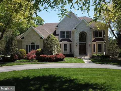 7 Hickory Hill Rd, Cockeysville, MD 21030