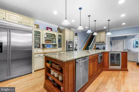 Kitchen - 5 Carroll Run Ct, Phoenix, MD 21131 photo 2 of 7