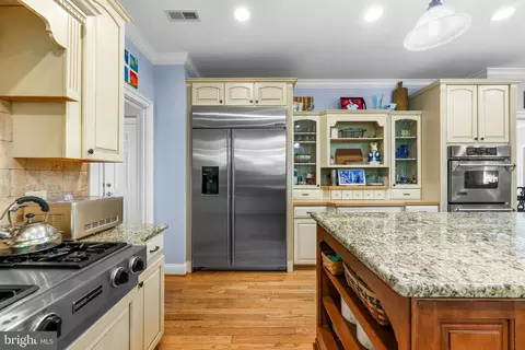 Kitchen - 5 Carroll Run Ct, Phoenix, MD 21131 photo 7 of 7