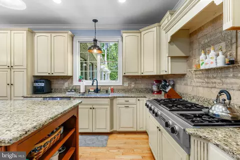 Kitchen - 5 Carroll Run Ct, Phoenix, MD 21131 photo 1 of 7