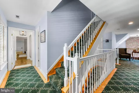 Entry Way - 5 Carroll Run Ct, Phoenix, MD 21131 photo 13 of 17