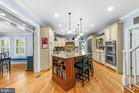 Kitchen - 5 Carroll Run Ct, Phoenix, MD 21131 photo 3 of 7