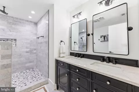 Bath - 5 Carroll Run Ct, Phoenix, MD 21131 photo 1 of 12