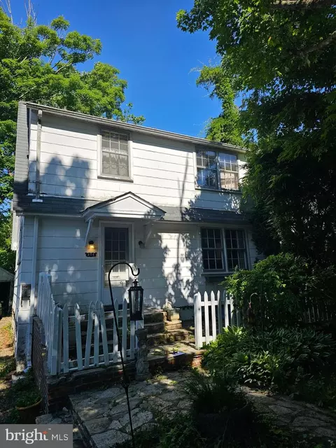 210 Bosley Ave, Towson, MD 21204