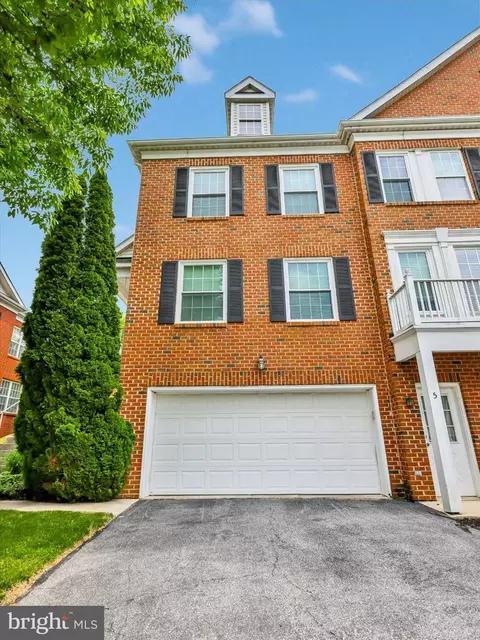 5 Johnsborough Ct, Reisterstown, MD 21136