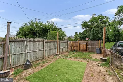 Exterior - 8218 Kavanagh Rd, Dundalk, MD 21222 photo 4 of 7