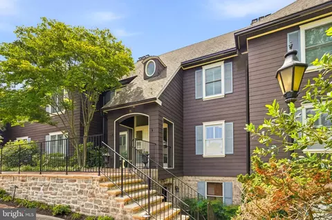 11 Devon Hill Rd #B8, Baltimore, MD 21210